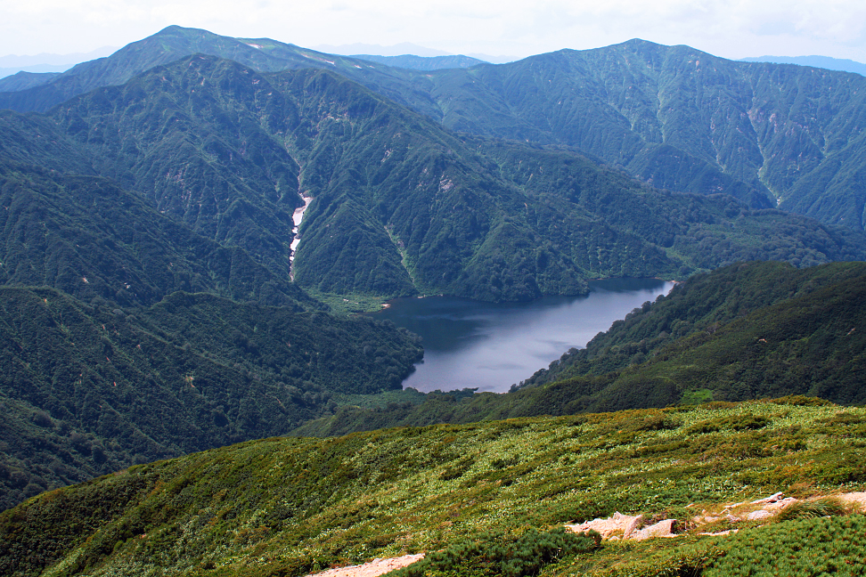 化穴山