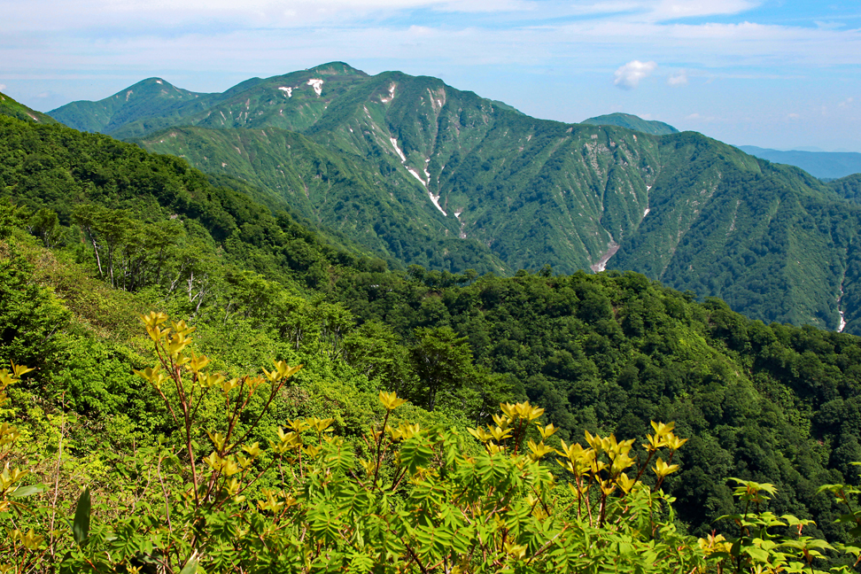 神室山