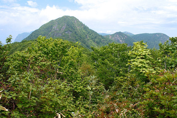 黒伏柴倉山群