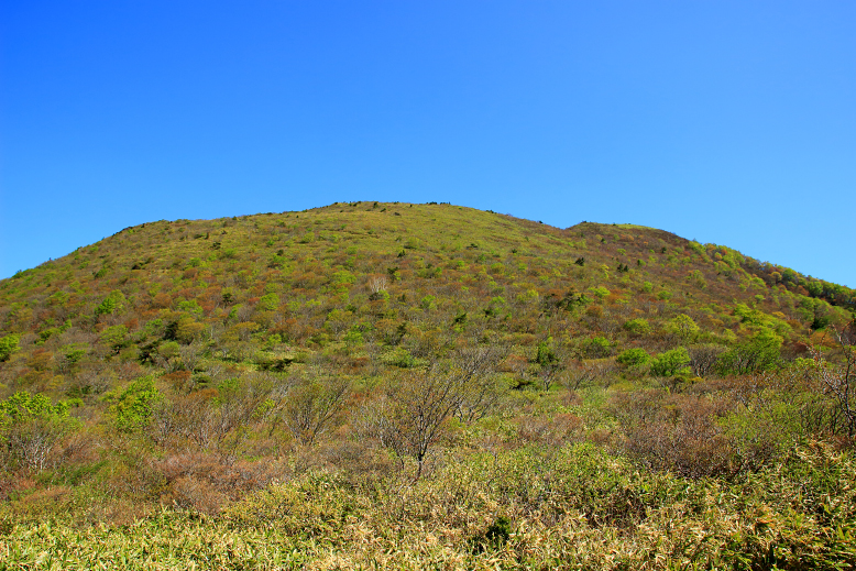 山形神室岳