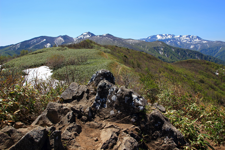 山形神室岳