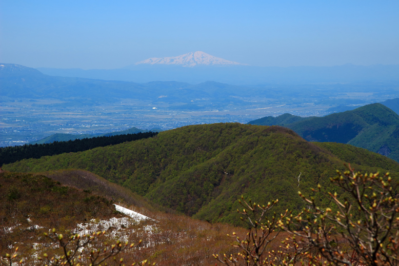 山形神室岳