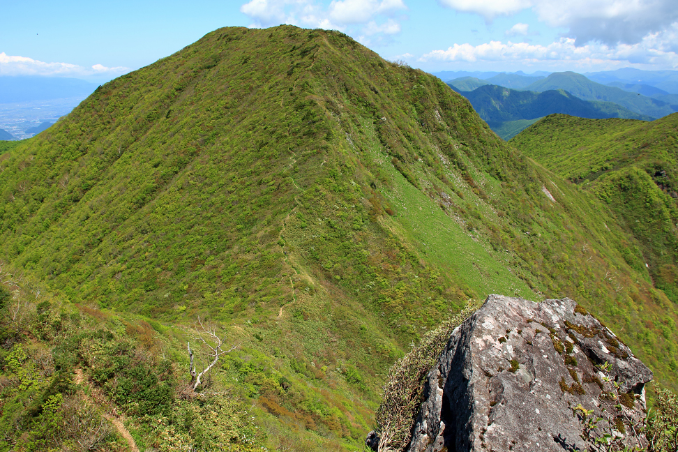 南雁戸山から北雁戸山