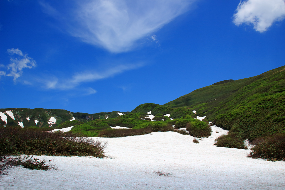 月山