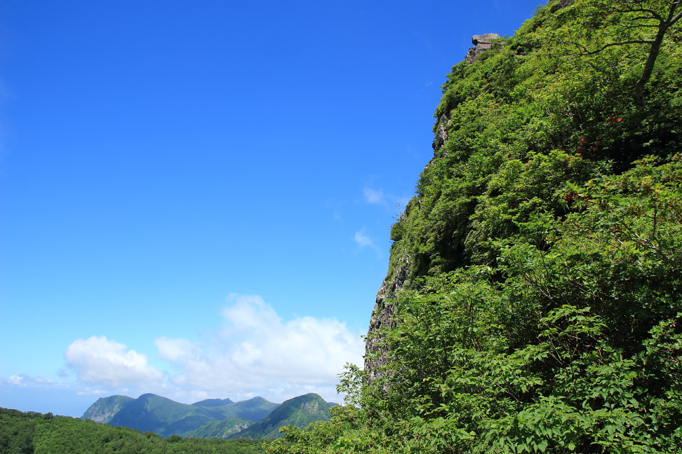 仙台カゴの屏風岩